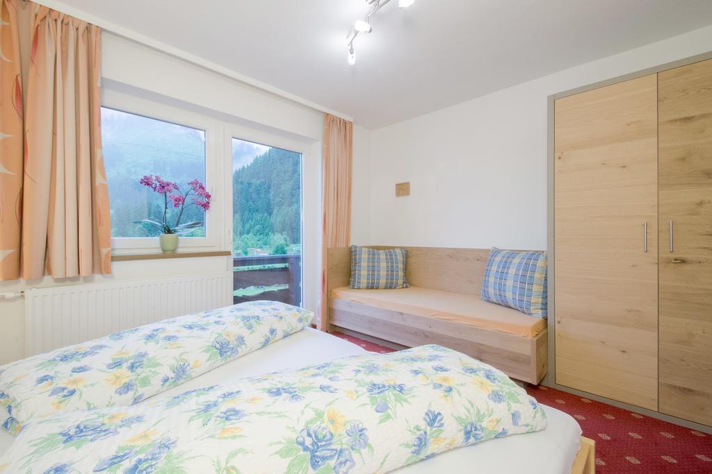 Ferienwohnung Pension Tirol Bichlbach Exterior photo